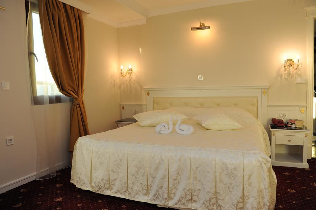 Millenium Palace Ochryda Zewnętrze zdjęcie